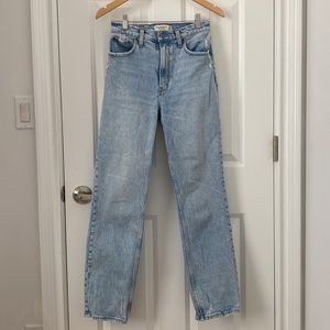 Abercrombie & Fitch The 90s Straight Ultra High Rise Jeans Size 26/2R